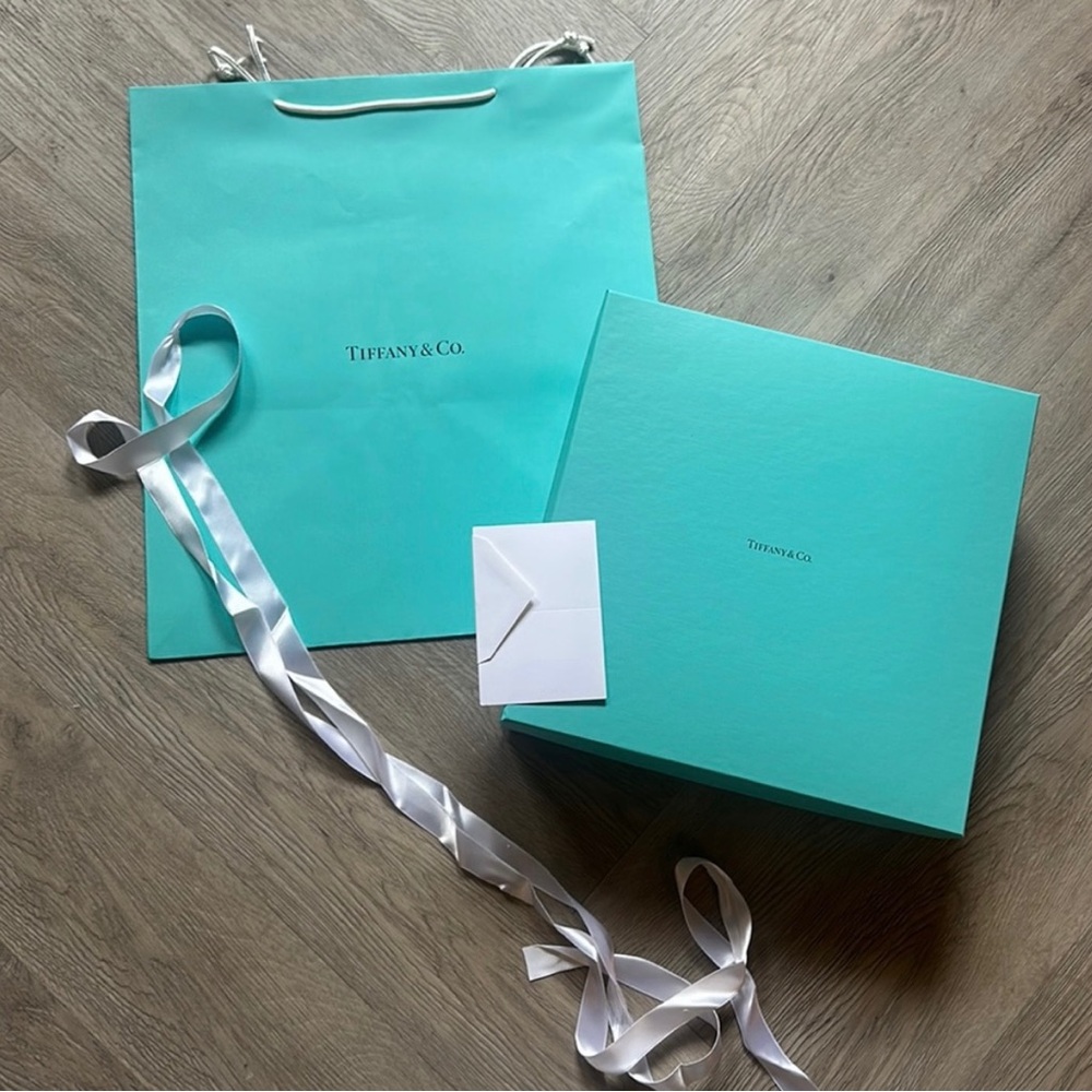 Tiffany & Co. Signature Blue Gift Set